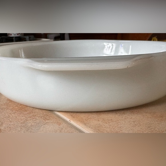 Milk Glass Green Daisy Dish💚🌼 - Picture 5 of 15